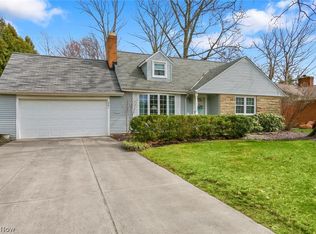 861 Orchard Park Dr, Rocky River, OH 44116