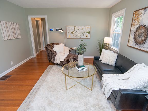 5th image of 6118 Evanston Ave