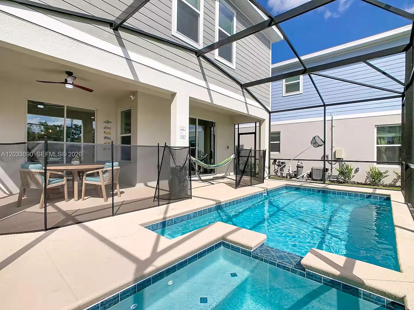 6 bed, 5.0 bath, 3291 sqft, $5,950 — Photo 1