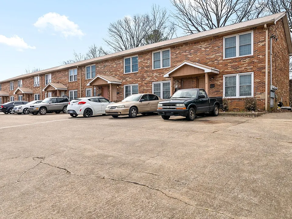 Darlene Dr - 140