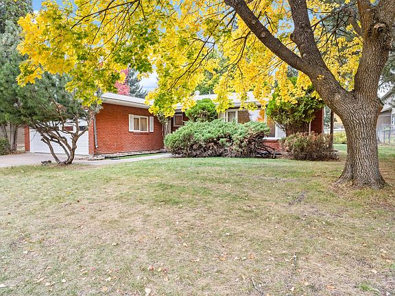 2nd image of 1214 Lincolnwood Dr