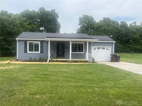320 Janet Ave, Carlisle, OH 45005