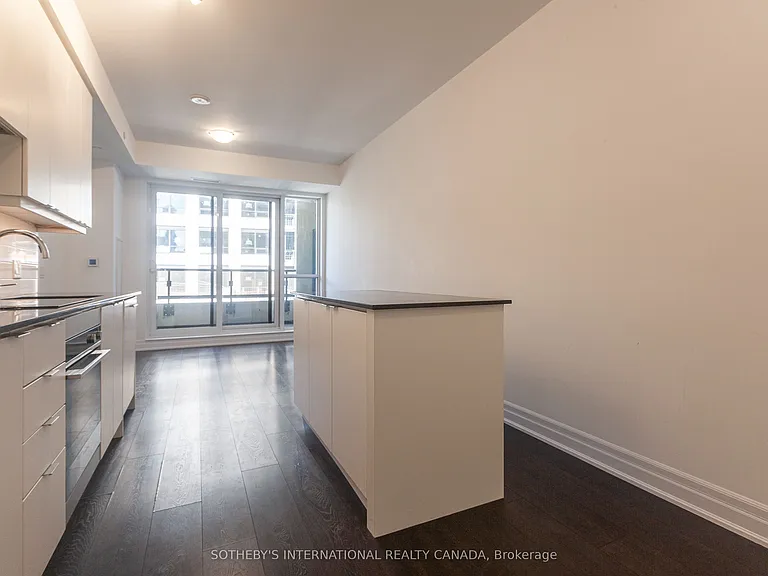 30 Elm Dr W #502 — Photo 13