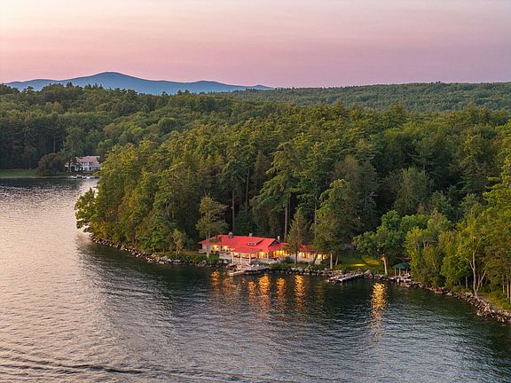 2nd image of 65 Tips Cove Road