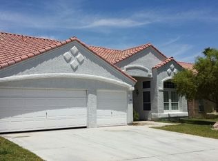 1050 Pelican Lake Ln, Las Vegas, NV 89123