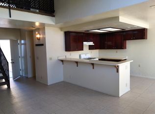 16319 Siskiyou Rd APT B, Apple Valley, CA 92307