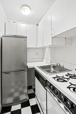 Sold by Douglas Elliman | media 3