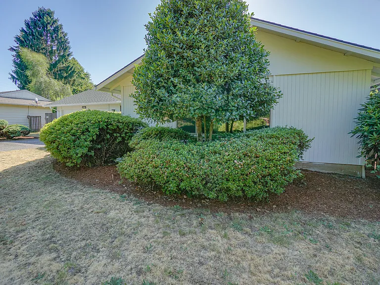 6206 NW Cherry St — Photo 41