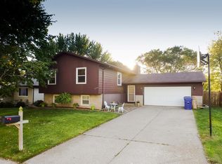 6034 Jebens Ave, Davenport, IA 52806