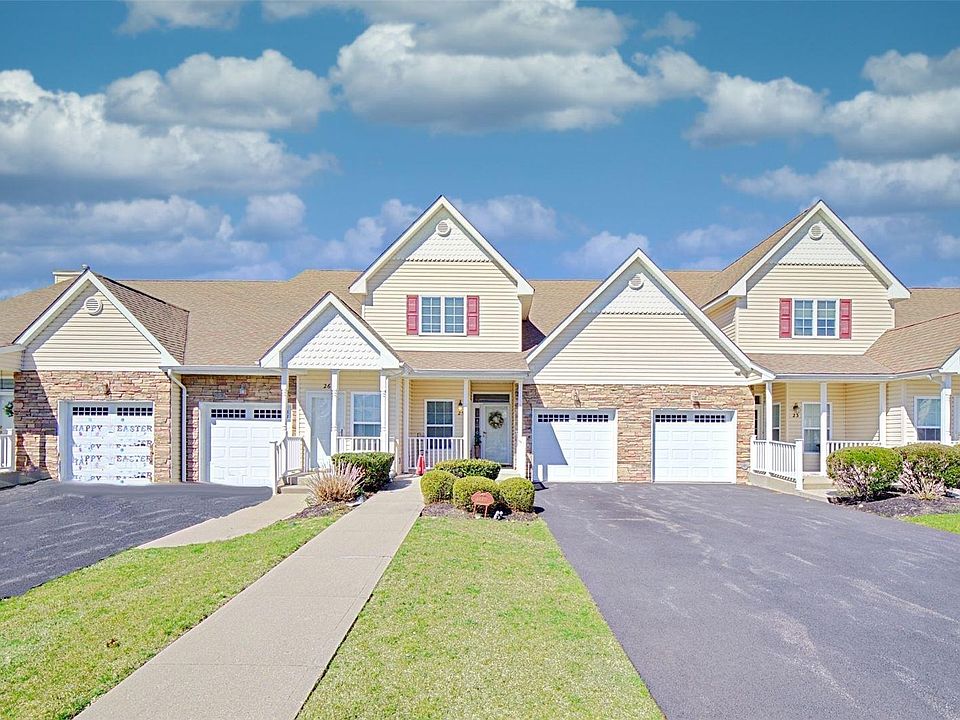 1st image of 25 Rose Ln