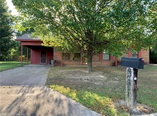 103 Circle C S, Roland, OK 74954