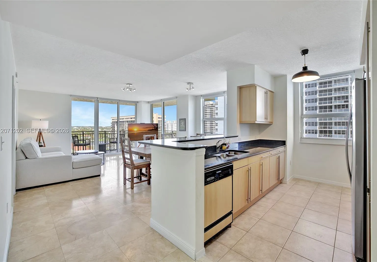 2080 Ocean Drive Condo — Photo 3