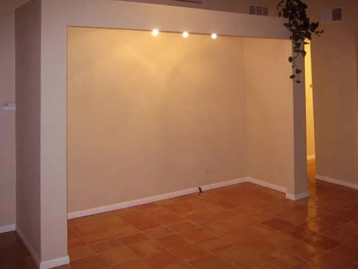 Main Room (Bed Alcove)