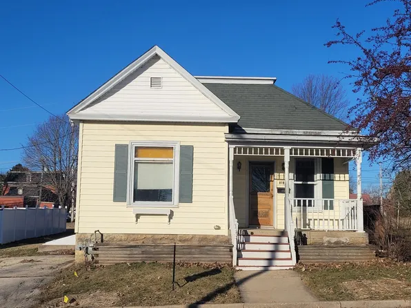 314 S Linn St, Dodgeville, WI 53533