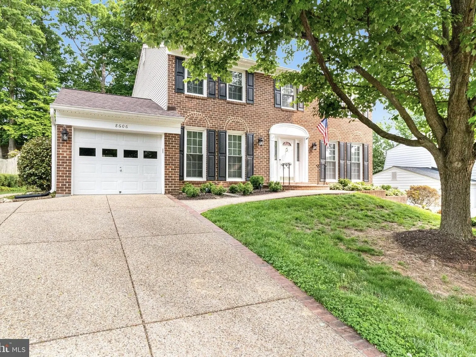 4 bed, 3.5 bath, 2892 sqft, $4,000 — Photo 2