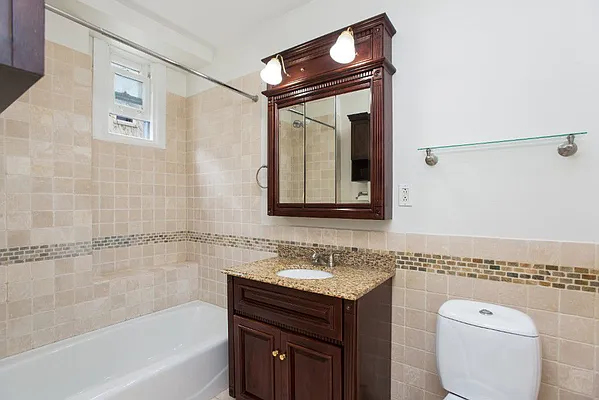 Sold by WorldWide Homes, Inc. | media 11