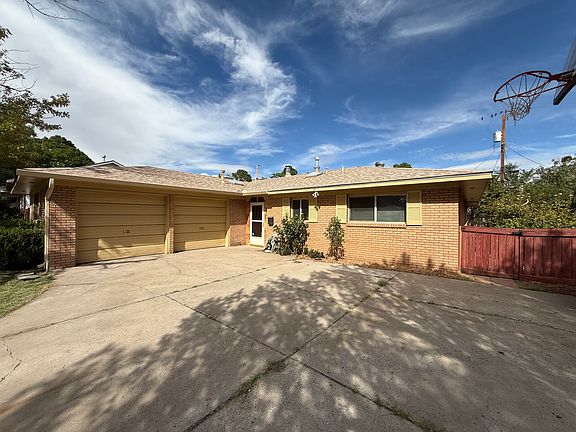 2nd image of 1412 Luthy Cir NE