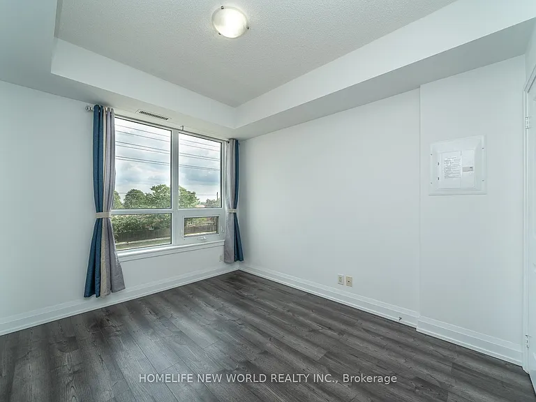 7900 Bathurst St #318 — Photo 14