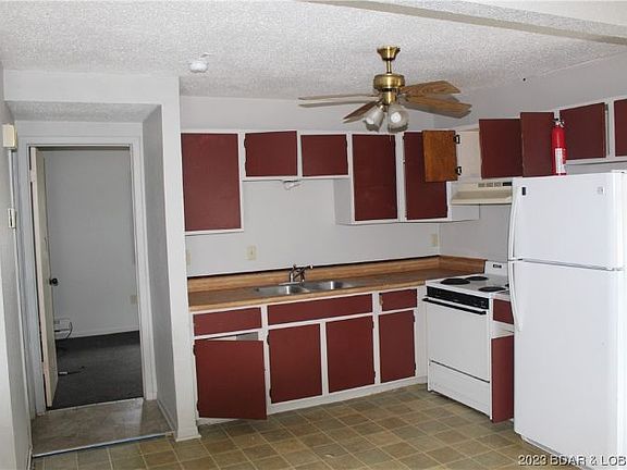 5th image of 100-102 104 Jefferson Pl