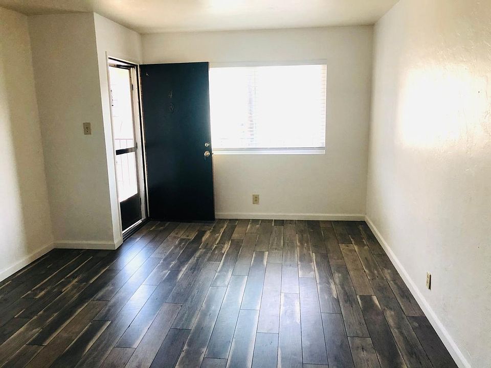1st image of 230 E San Salvador St #4