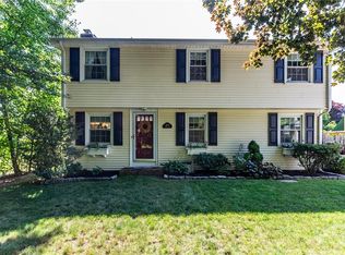 1686 Phenix Ave, Cranston, RI 02921