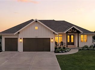 8019 Brockway St, Shawnee, KS 66220