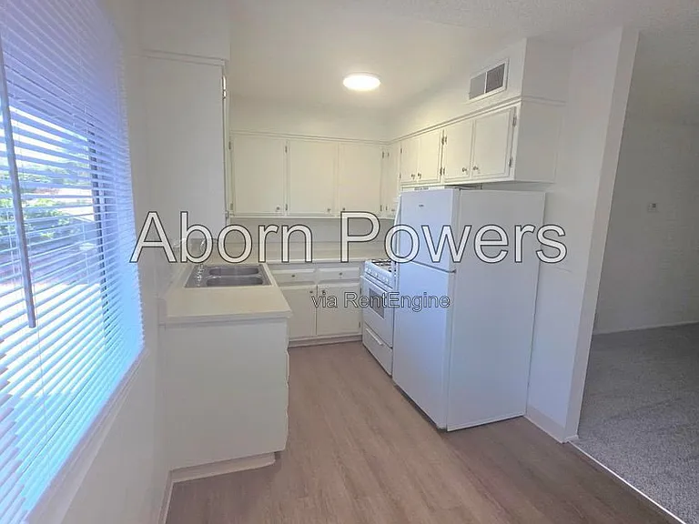 1235 Williams Way #13 — Photo 9