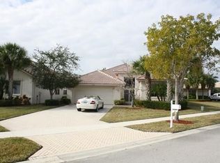9168 Bay Harbour Cir, West Palm Beach, FL 33411