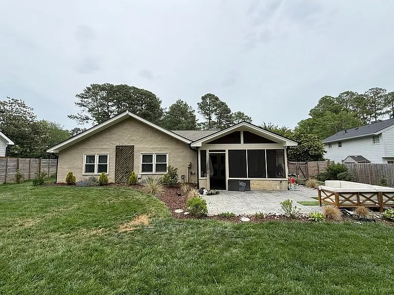 908 Plateau Ln — Photo 26