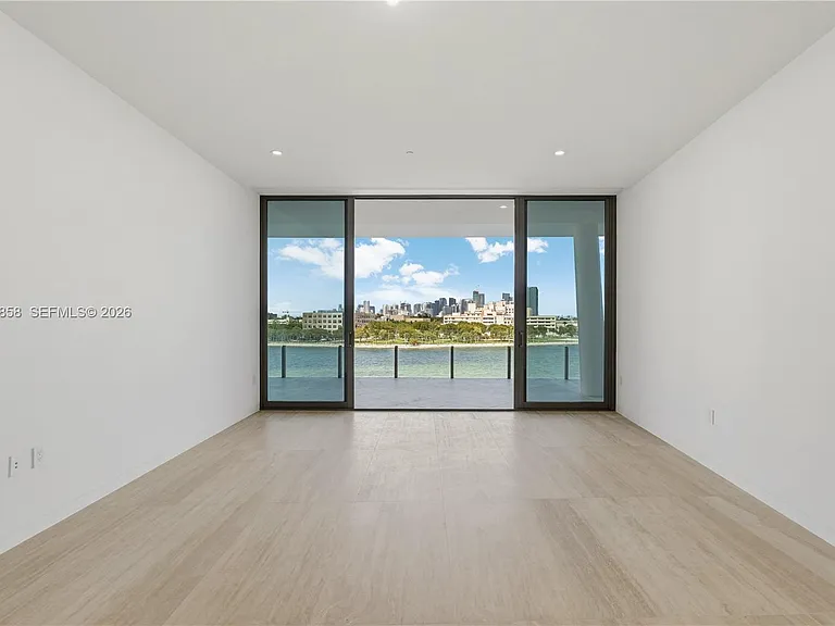 5 Grove Isle Dr #L502 — Photo 48