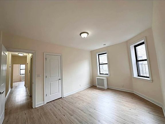 3rd image of 120-30 Queens Blvd #6
