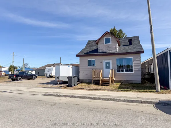 307 Ambridge Dr, Iroquois Falls, ON P0K 1G0