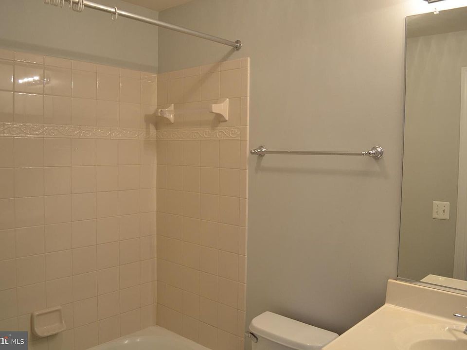 2nd Floor Bath