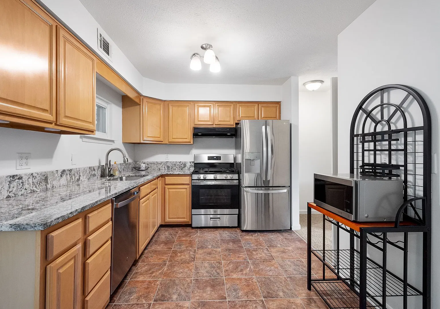 Ready For Move-In! Check Out This Updated 2-Bedroom Townhome In North Versailles! — Photo 1