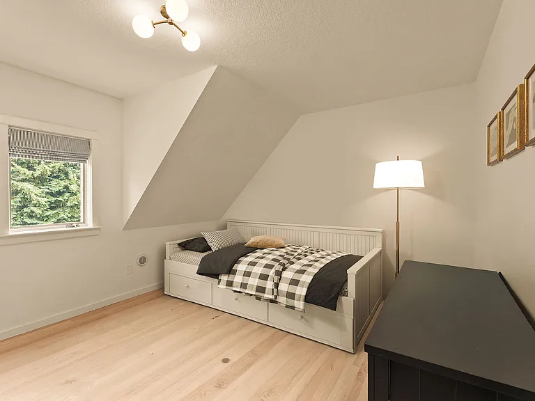 180 McDowell Dr — Photo 13