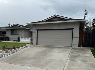 5691 Park Crest Dr, San Jose, CA 95118