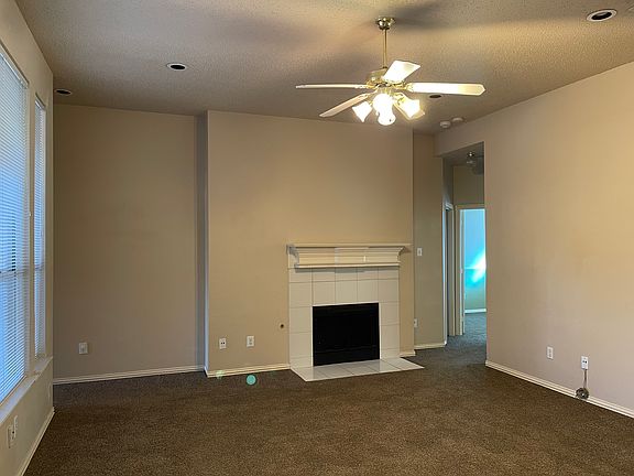 4th image of 4510 Highlands Dr
