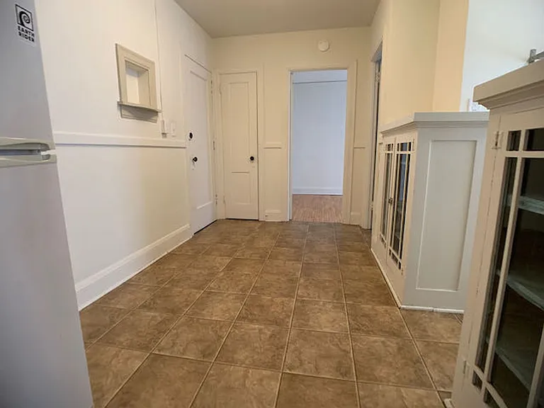 1168 Grand Ave — Photo 17