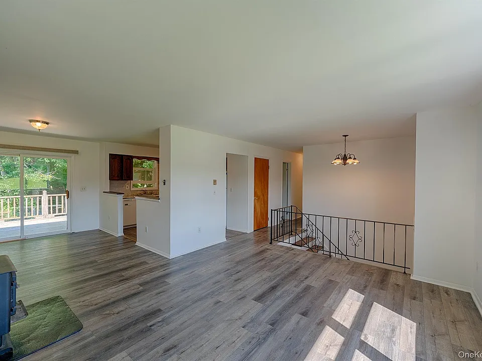 17 Slate Field Ln