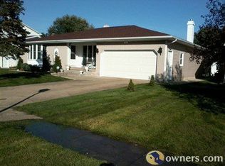 533 Meadow Dr, Buffalo, NY