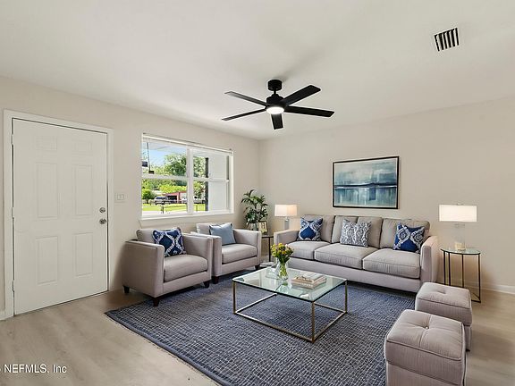 3rd image of 3903 MACGREGOR Drive