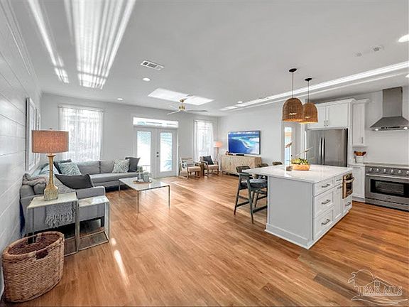 4th image of 6211 Siguenza Dr