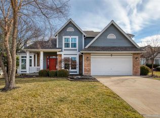 7 Hemingway Ct, Weldon Spring, MO 63304