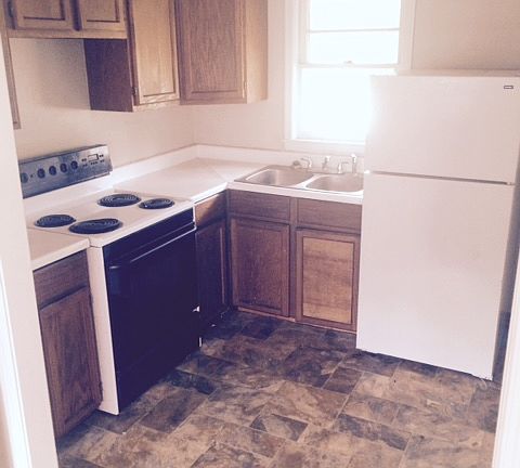 614 W Blake - Kitchen