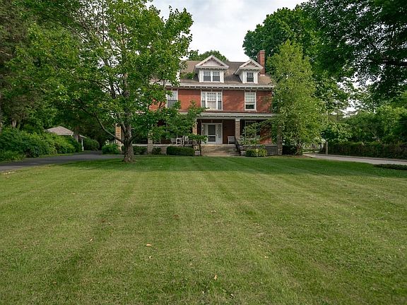 4th image of 115 Houston Ave