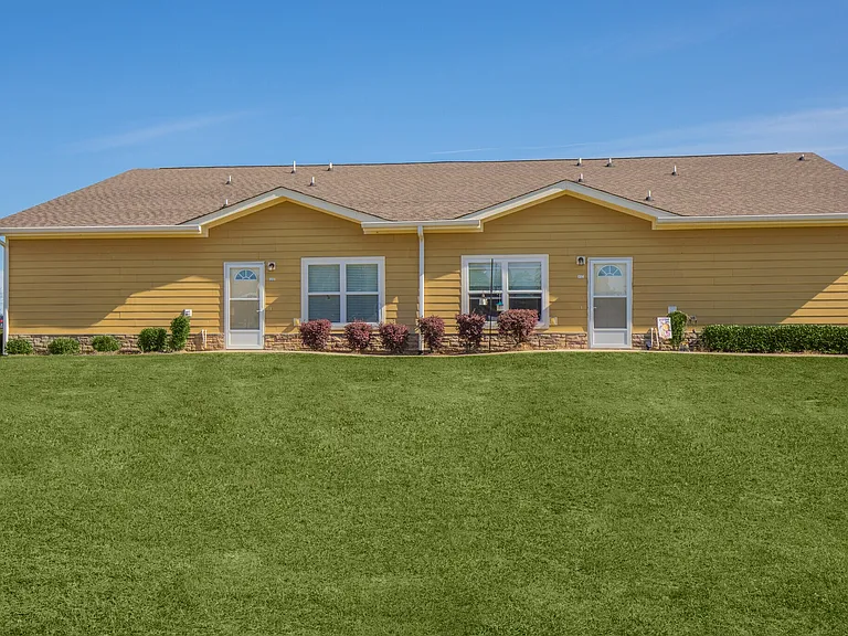 Coastal Breeze Villas — Photo 2