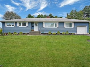 2279 Old Farm Rd, Scotch Plains, NJ 07076