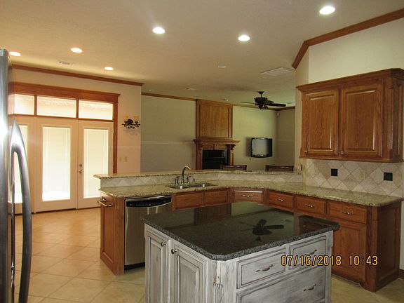 5th image of 1605 NW 36th St