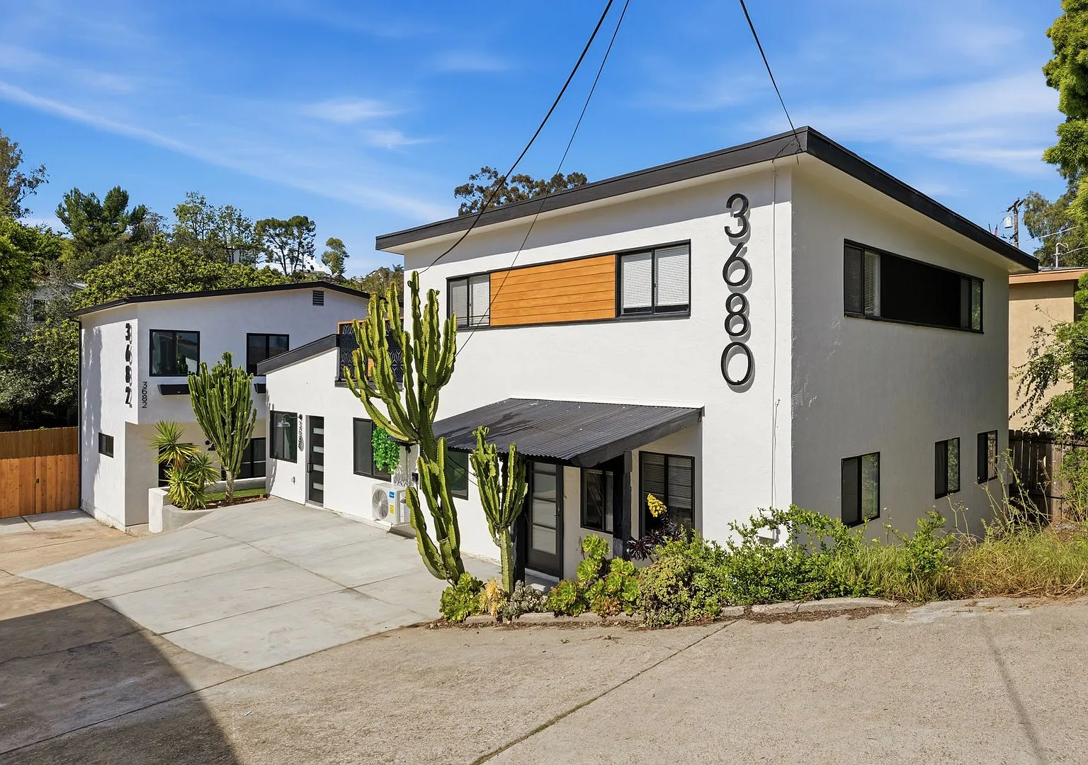 Stunning New Construction in Mission Hills 2BR/2BA Going Quick | 4 Weeks of Free Rent + Free Appl... — Photo 1