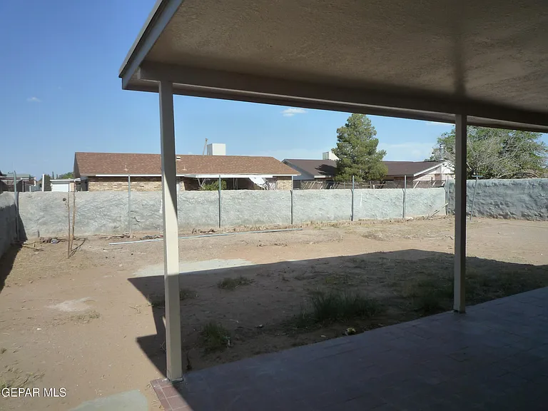 10708 Levelland Pl — Photo 11